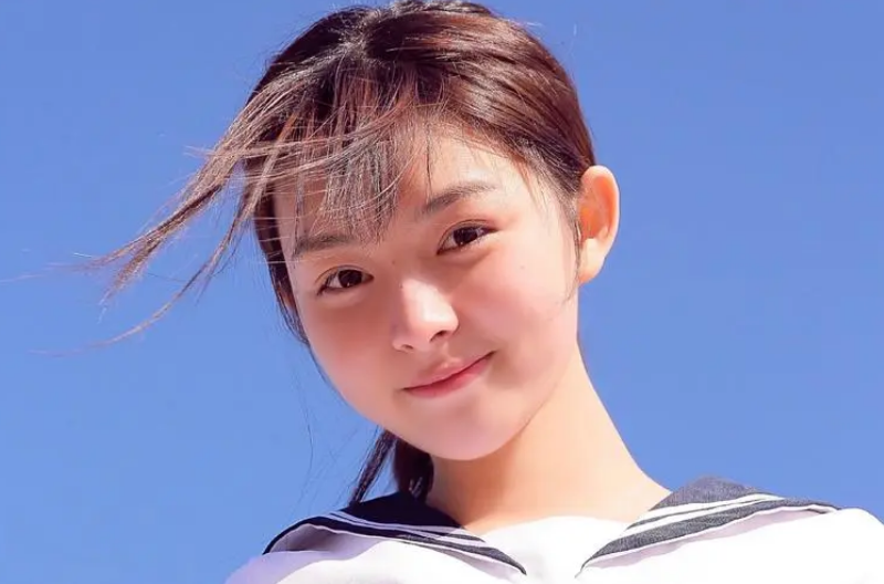 学生伴游子菡一天多少钱：价值远超金钱的青春陪伴